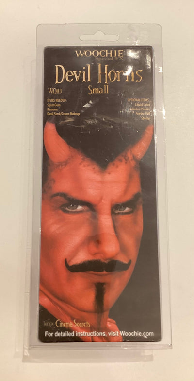 Woochie Devil horns