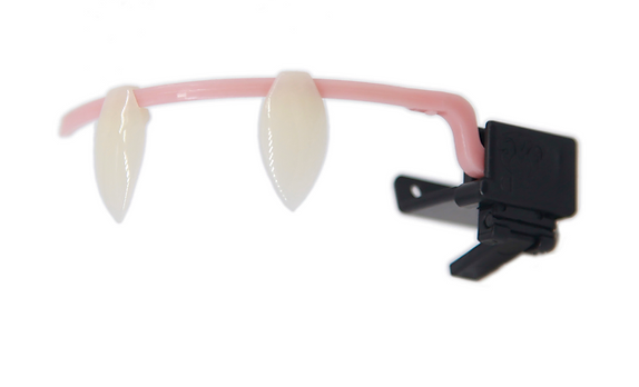 Scarecrow Retractable Vampire Fangs – Default Down